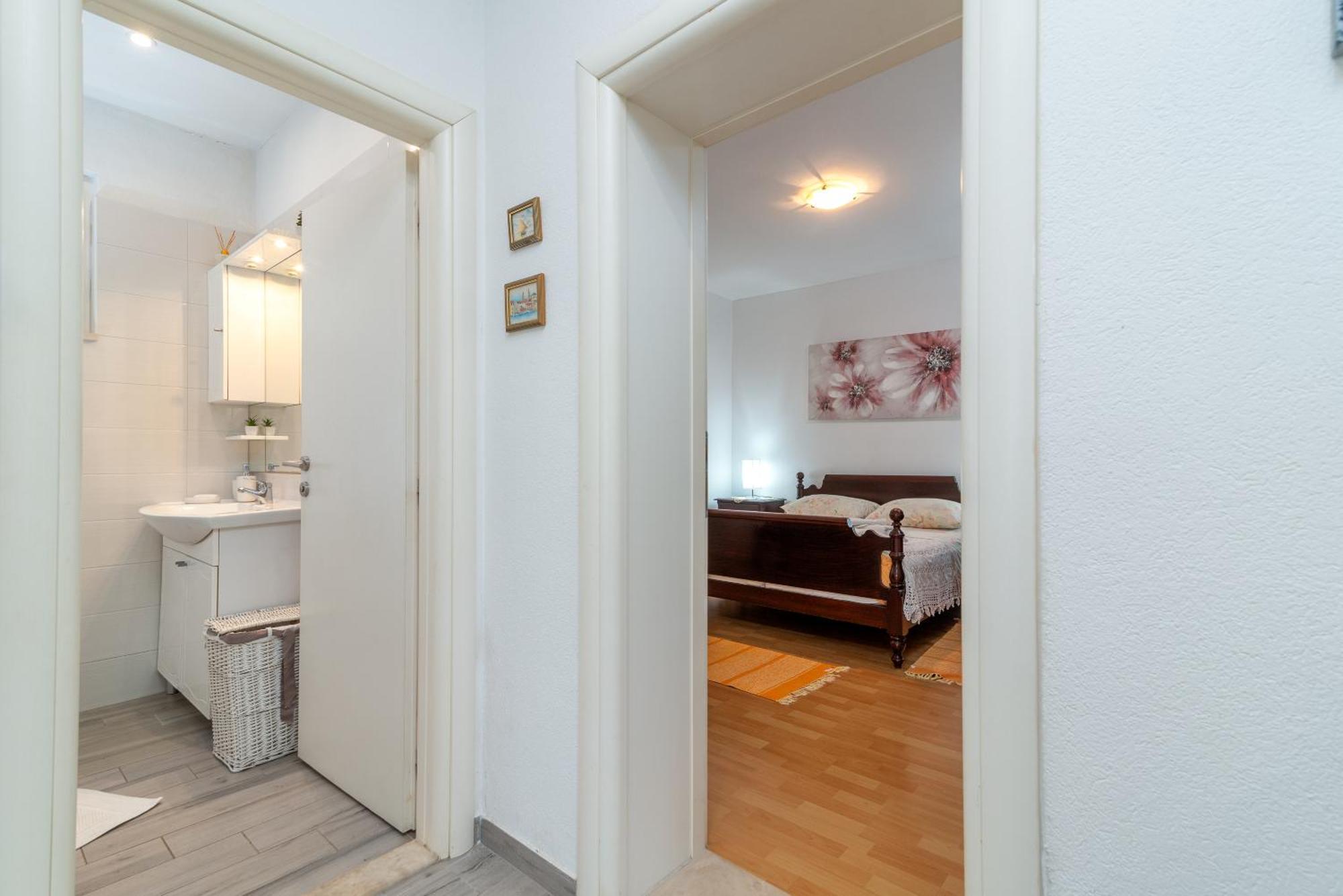 Apartman Duje Трогир Экстерьер фото